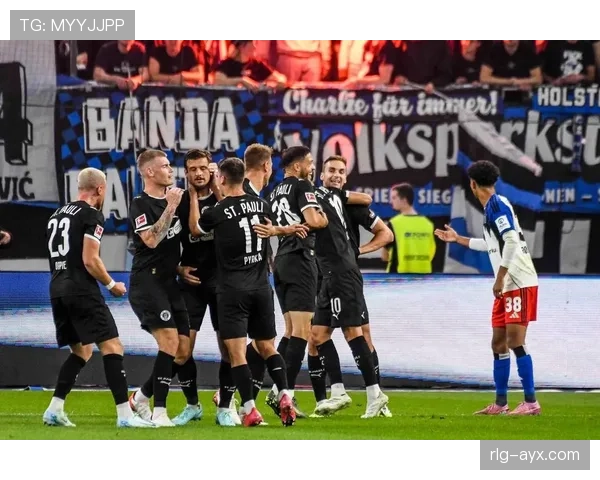 赫塔战术焕然一新,全新阵型助球队关键战表现亮眼 赫塔战术焕然一新,全新阵型助球队关键战表现亮眼