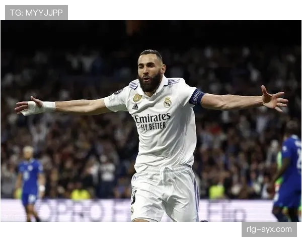 本泽马传奇持续升温，赛场表现再引全球瞩目