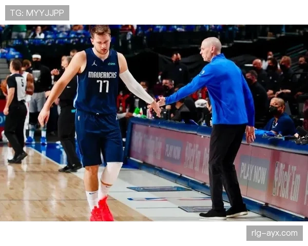 库杜斯 vs 伊萨克:多面手前锋的风格对比 库杜斯 vs 伊萨克:多面手前锋的风格对比